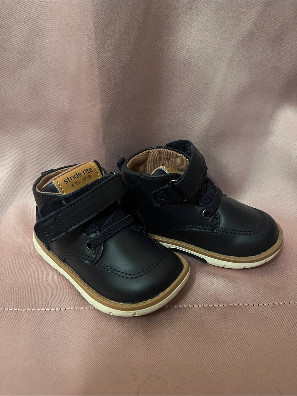 Stride Rite Navy and Tan Toddler Booties